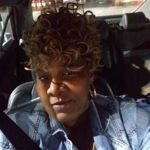 Meet your Posher, Latoya